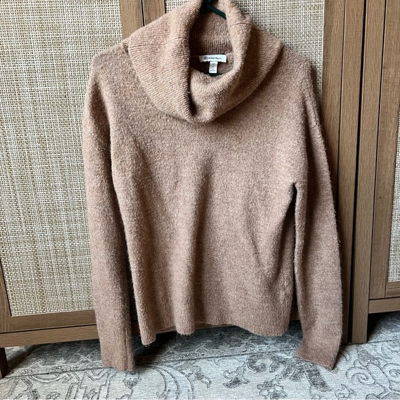 Woolen Bloom cowl neck camel sweater s - Picture 1 of 4